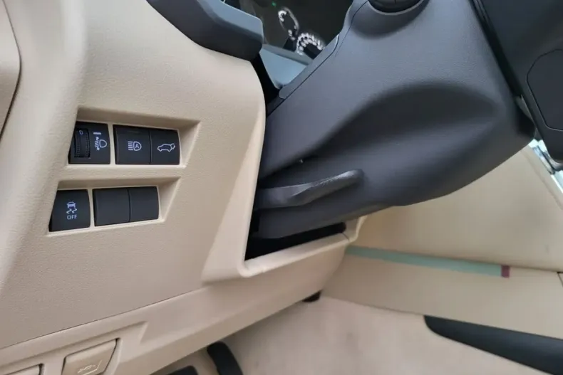 Toyota Land Cruiser din 2025 cu 7 km - oferta TOY109001 - foto 9