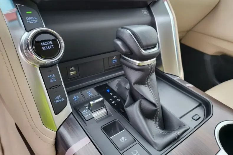 Toyota Land Cruiser din 2025 cu 7 km - oferta TOY109001 - foto 12