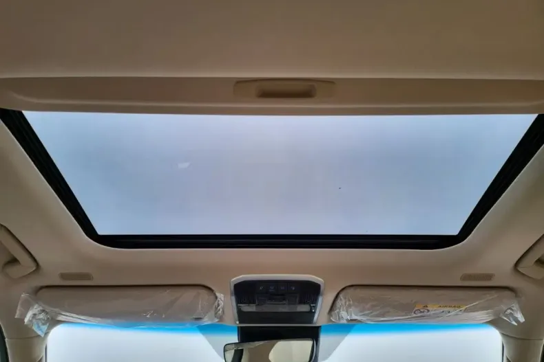 Toyota Land Cruiser din 2025 cu 7 km - oferta TOY109001 - foto 14