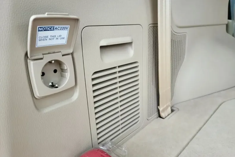 Toyota Land Cruiser din 2025 cu 7 km - oferta TOY109001 - foto 18