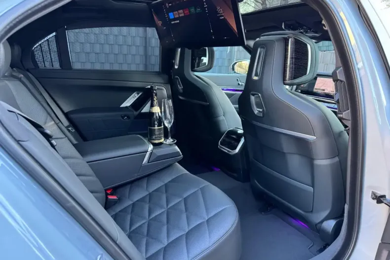 BMW 740 din 2024 cu 10.000 km - oferta BMW109004 - foto 17