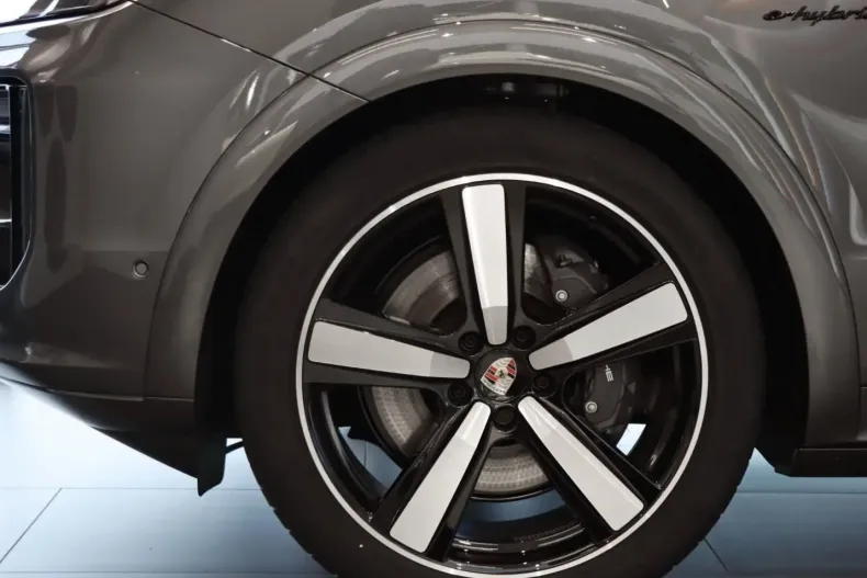 Porsche Cayenne din 2024 cu 8.000 km - oferta POR109008 - foto 6