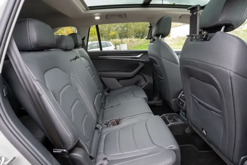 Skoda Kodiaq din 2024 cu 10.900 km - oferta SKO109015 - foto 11