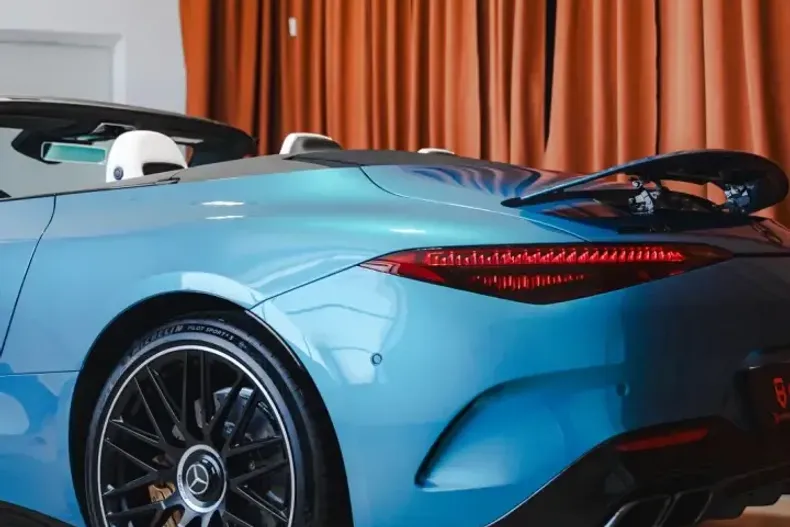 Mercedes-Benz SL 63 AMG din 2025 cu 50 km - oferta MER109020 - foto 6