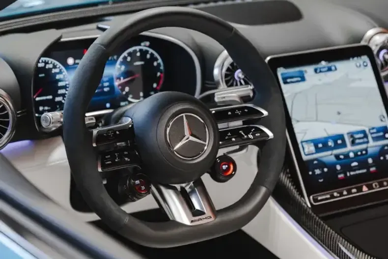 Mercedes-Benz SL 63 AMG din 2025 cu 50 km - oferta MER109020 - foto 15