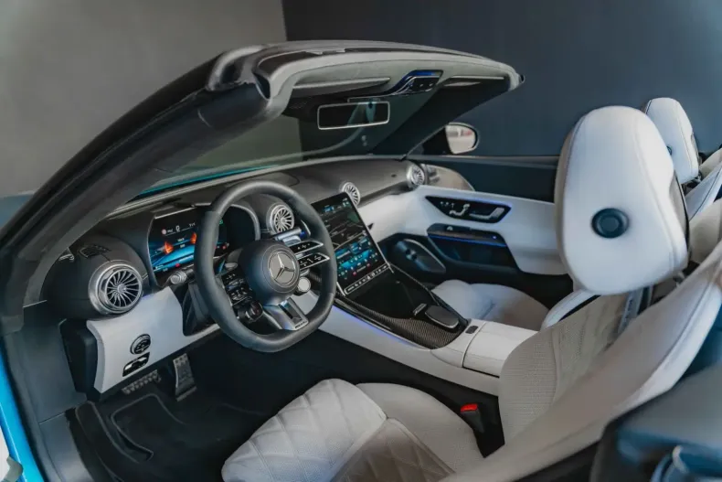 Mercedes-Benz SL 63 AMG din 2025 cu 50 km - oferta MER109020 - foto 18