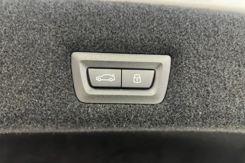 BMW 740 din 2024 cu 5.000 km - oferta BMW109046 - foto 26