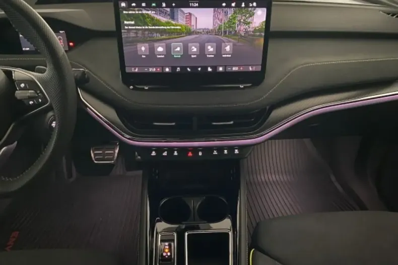 Skoda Enyaq din 2025 cu 8.254 km - oferta SKO109054 - foto 9