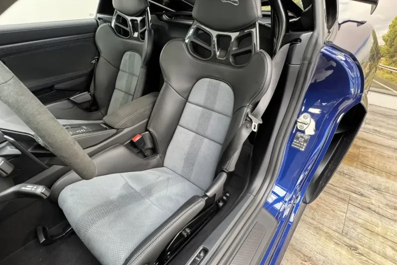 Porsche Cayman din 2023 cu 3.980 km - oferta POR109056 - foto 12