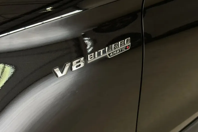 Mercedes-Benz GLC 63 AMG din 2022 cu 48.519 km - oferta MER109068 - foto 9