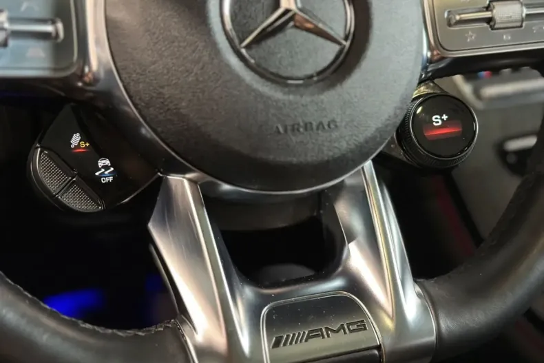 Mercedes-Benz GLC 63 AMG din 2022 cu 48.519 km - oferta MER109068 - foto 24