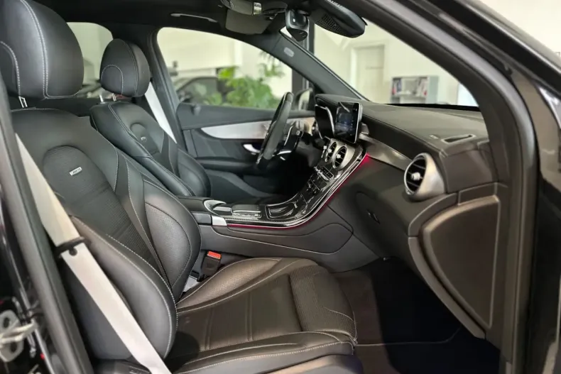 Mercedes-Benz GLC 63 AMG din 2022 cu 48.519 km - oferta MER109068 - foto 35