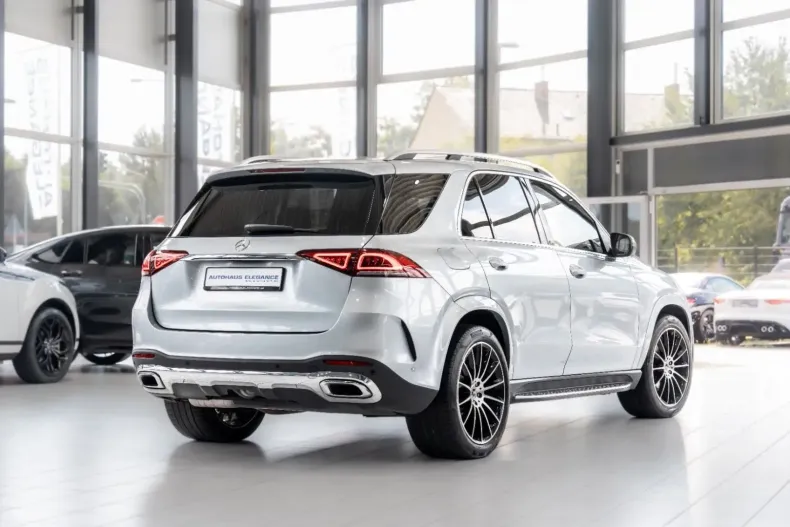 Mercedes-Benz GLE 400 din 2022 cu 63.517 km - oferta MER109069 - foto 4