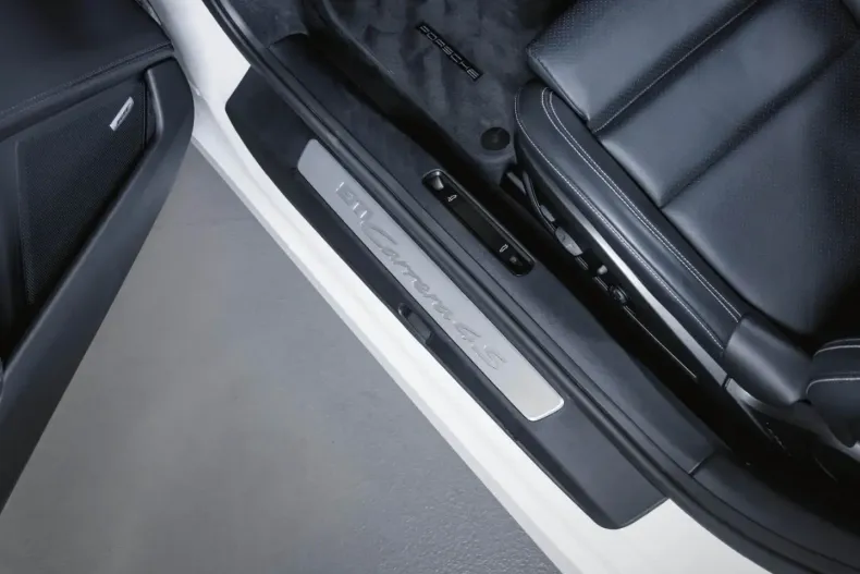 Porsche 992 din 2024 cu 28.550 km - oferta POR109096 - foto 21