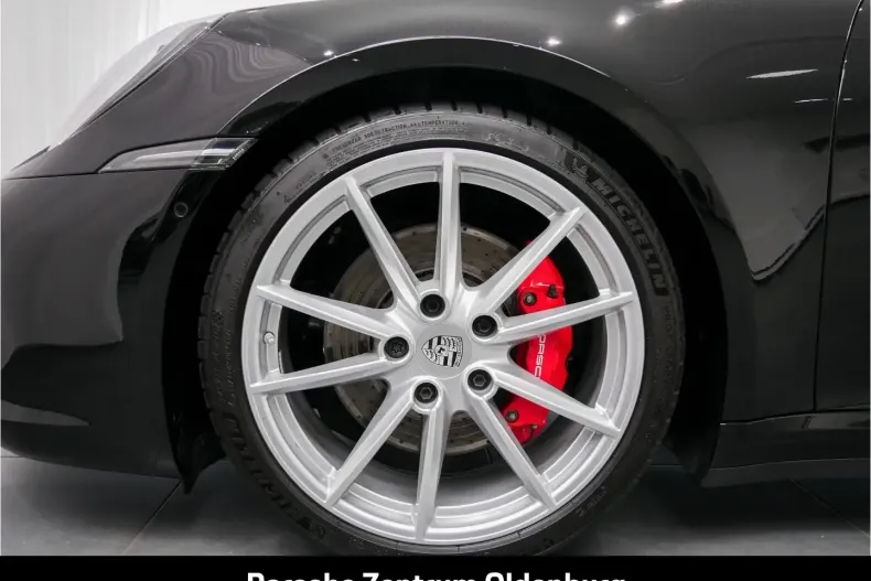 Porsche 992 din 2024 cu 22.994 km - oferta POR109102 - foto 8