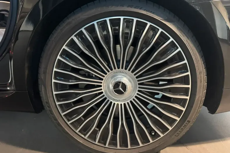 Mercedes-Benz S 680 din 2024 cu 6.950 km - oferta MER109105 - foto 6