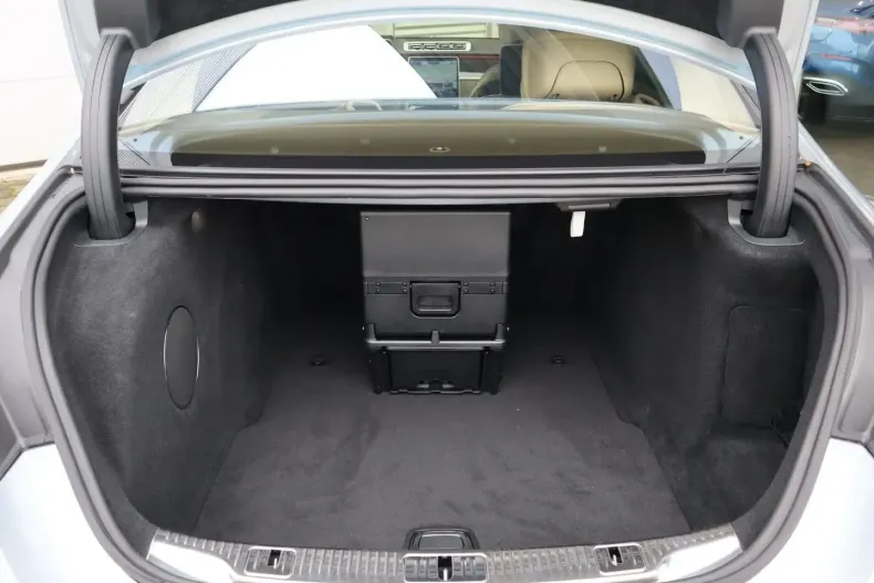 Mercedes-Benz S 680 din 2023 cu 11.091 km - oferta MER109107 - foto 4