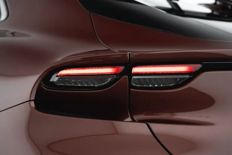 Ferrari Purosangue din 2024 cu 1.810 km - oferta FER109110 - foto 10