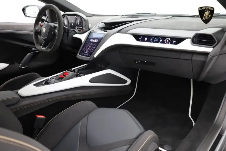 Lamborghini Revuelto din 2024 cu 1.152 km - oferta LAM109113 - foto 22