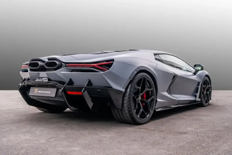 Lamborghini Revuelto din 2024 cu 9.999 km - oferta LAM109114 - foto 7