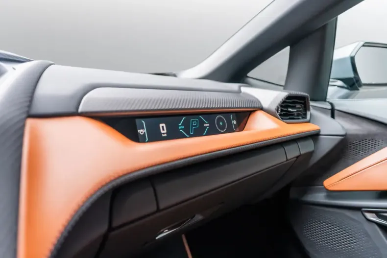 Lamborghini Revuelto din 2024 cu 9.999 km - oferta LAM109114 - foto 17