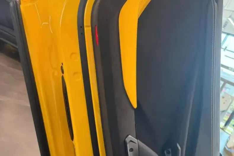 Lamborghini Revuelto din 2024 cu 4.500 km - oferta LAM109115 - foto 12