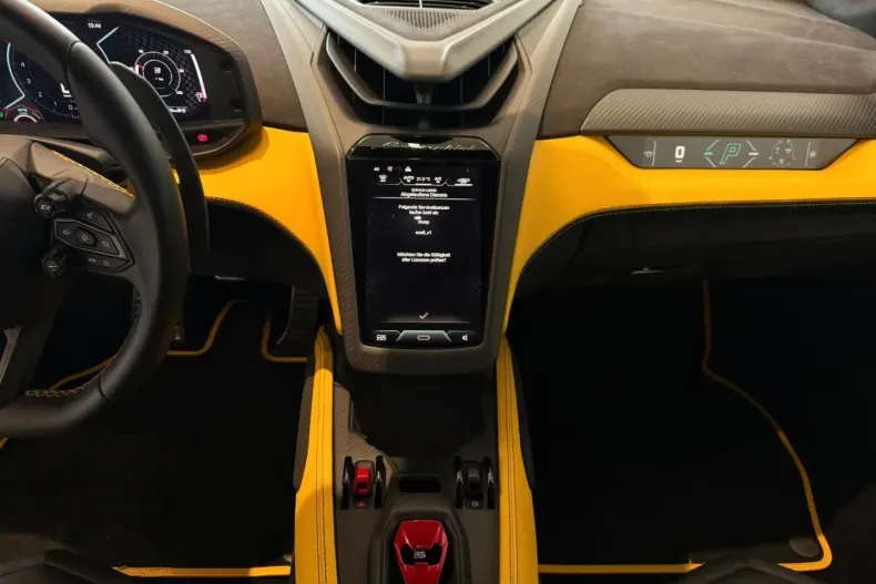 Lamborghini Revuelto din 2024 cu 4.500 km - oferta LAM109115 - foto 19