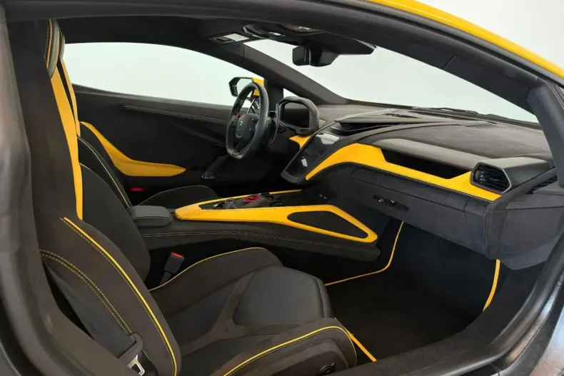 Lamborghini Revuelto din 2024 cu 4.500 km - oferta LAM109115 - foto 21