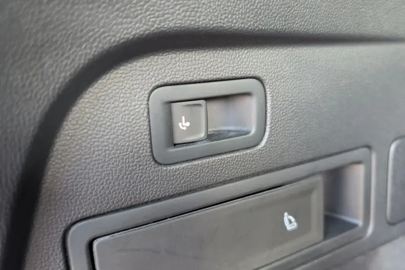 Volkswagen Tiguan Allspace din 2024 cu 32.200 km - oferta VOL109116 - foto 17