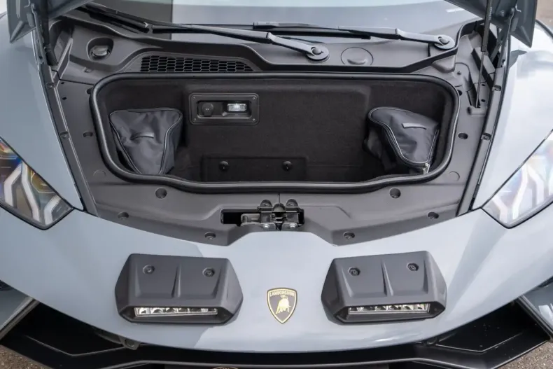 Lamborghini Huracán din 2023 cu 3.520 km - oferta LAM109117 - foto 22