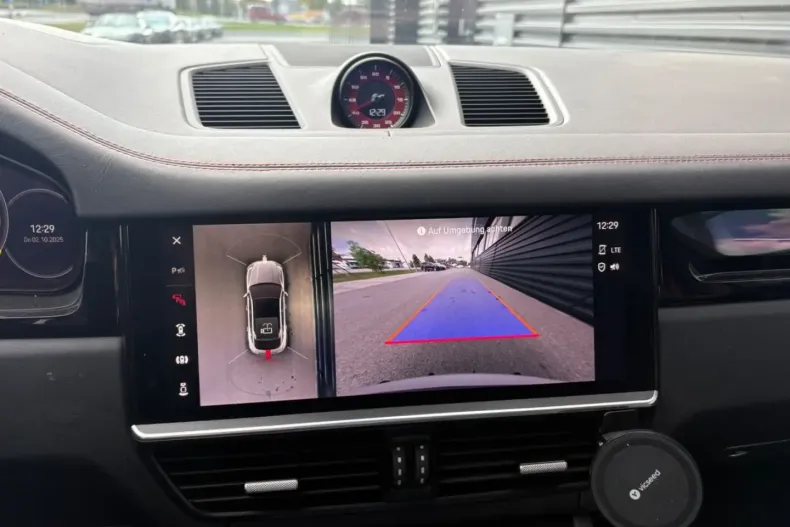 Porsche Cayenne din 2022 cu 69.700 km - oferta POR109142 - foto 14