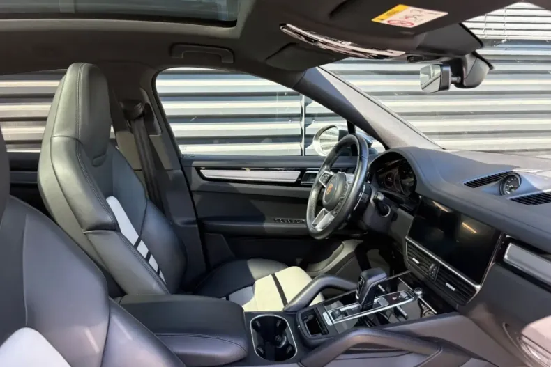 Porsche Cayenne din 2021 cu 80.700 km - oferta POR109145 - foto 19