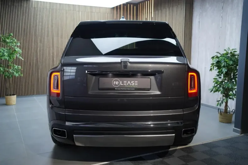 Rolls-Royce Cullinan din 2021 cu 33.290 km - oferta ROL109151 - foto 5