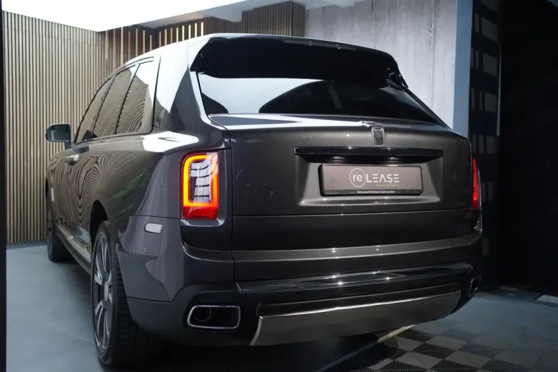 Rolls-Royce Cullinan din 2021 cu 33.290 km - oferta ROL109151 - foto 7