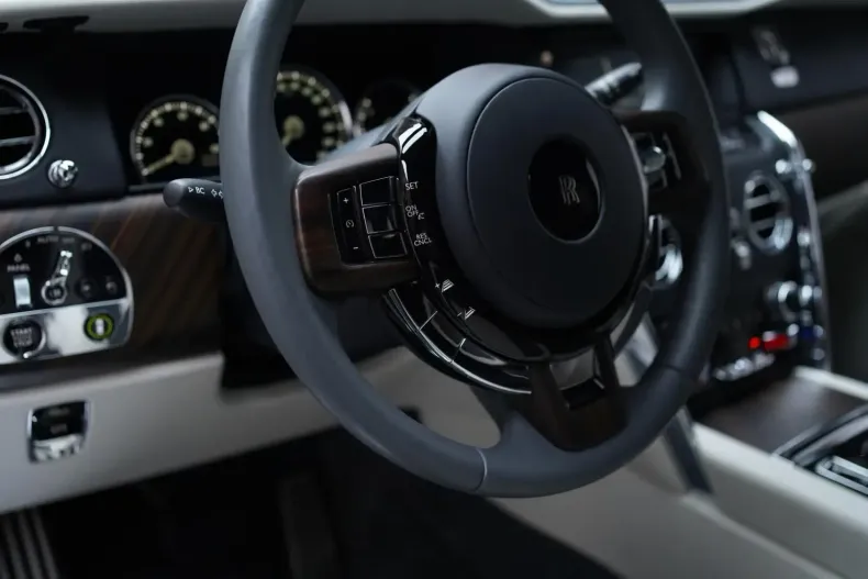 Rolls-Royce Cullinan din 2021 cu 33.290 km - oferta ROL109151 - foto 10