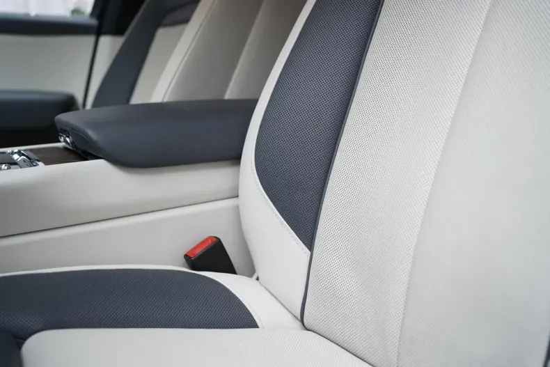 Rolls-Royce Cullinan din 2021 cu 33.290 km - oferta ROL109151 - foto 11