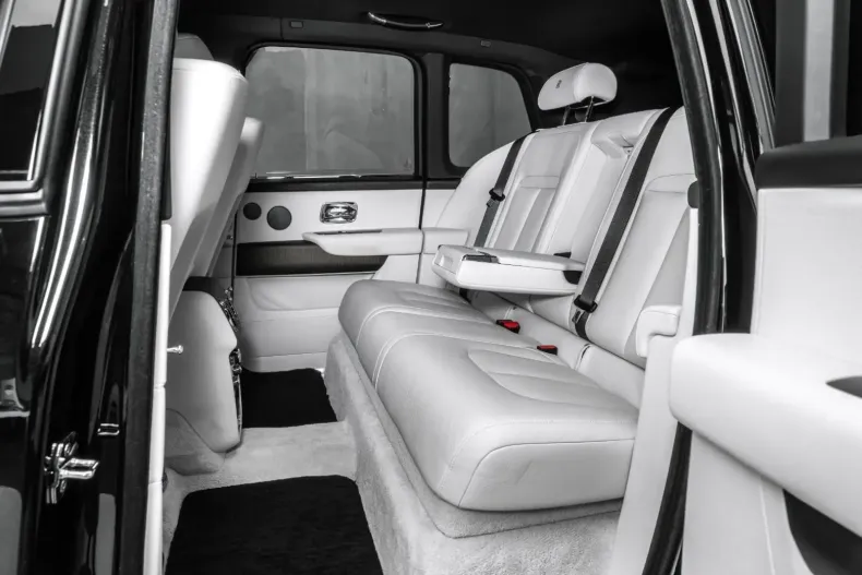 Rolls-Royce Cullinan din 2020 cu 32.800 km - oferta ROL109152 - foto 14