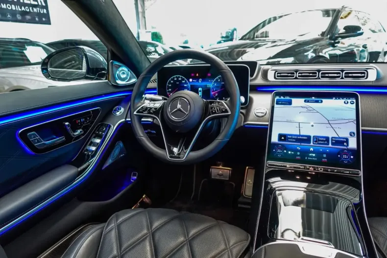 Mercedes-Benz S 680 din 2023 cu 9.592 km - oferta MER109168 - foto 11