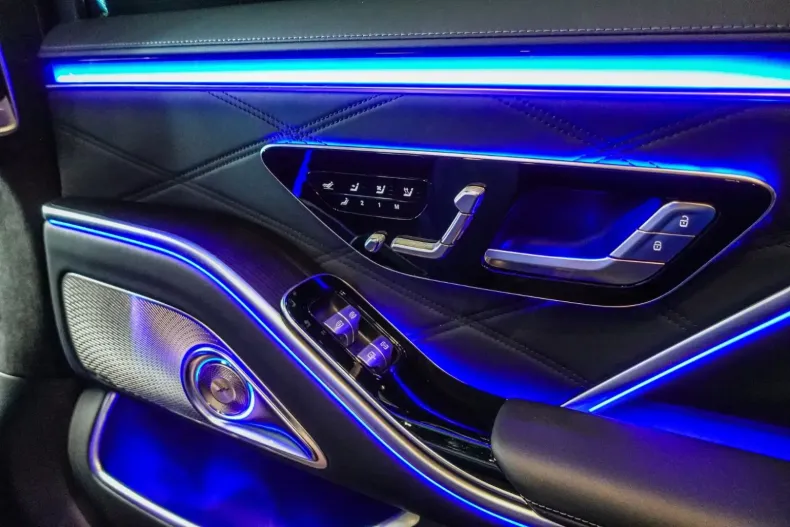 Mercedes-Benz S 680 din 2023 cu 9.592 km - oferta MER109168 - foto 18