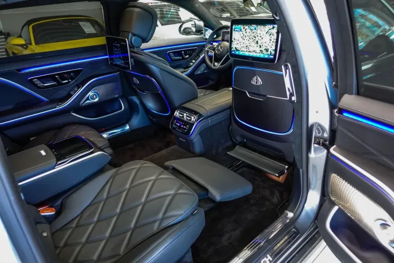 Mercedes-Benz S 680 din 2023 cu 9.592 km - oferta MER109168 - foto 25