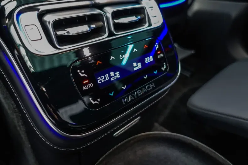 Mercedes-Benz S 680 din 2023 cu 9.592 km - oferta MER109168 - foto 27