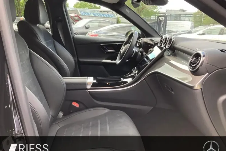 Mercedes-Benz GLC 220 din 2024 cu 26.230 km - oferta MER109179 - foto 9