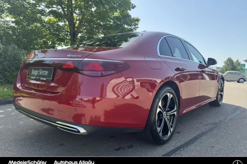 Mercedes-Benz E 400 din 2024 cu 3.438 km - oferta MER109180 - foto 5