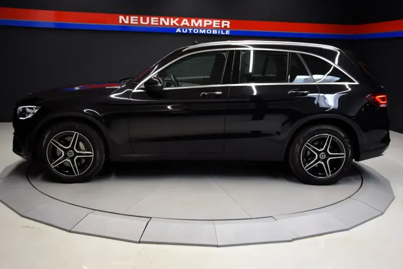 Mercedes-Benz GLC 220 din 2022 cu 55.500 km - oferta MER109181 - foto 3