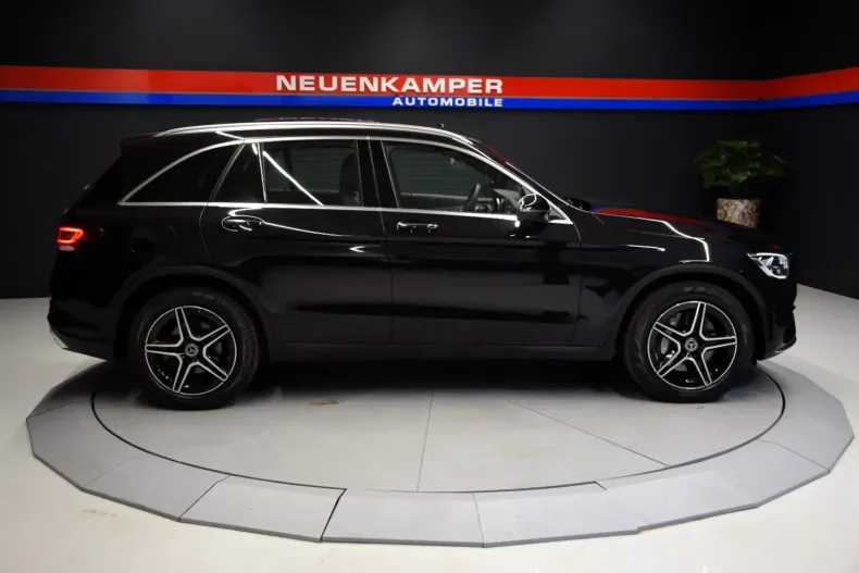 Mercedes-Benz GLC 220 din 2022 cu 55.500 km - oferta MER109181 - foto 4
