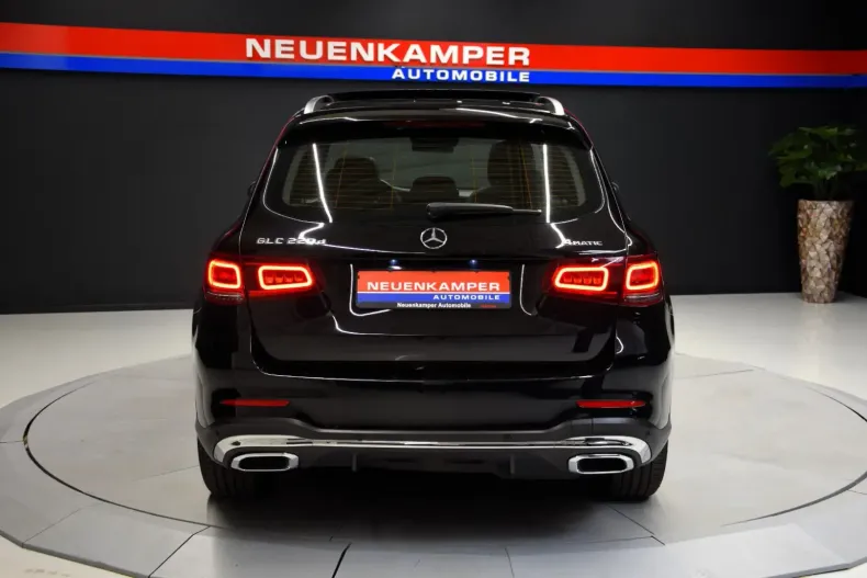 Mercedes-Benz GLC 220 din 2022 cu 55.500 km - oferta MER109181 - foto 6