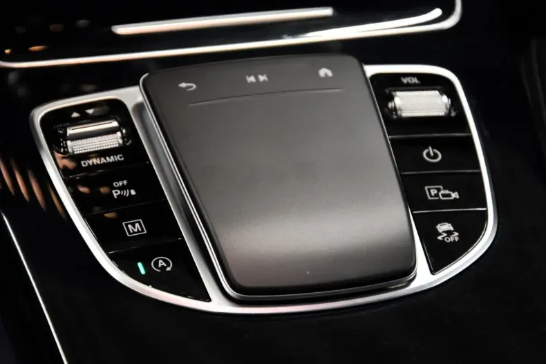 Mercedes-Benz GLC 220 din 2022 cu 55.500 km - oferta MER109181 - foto 16