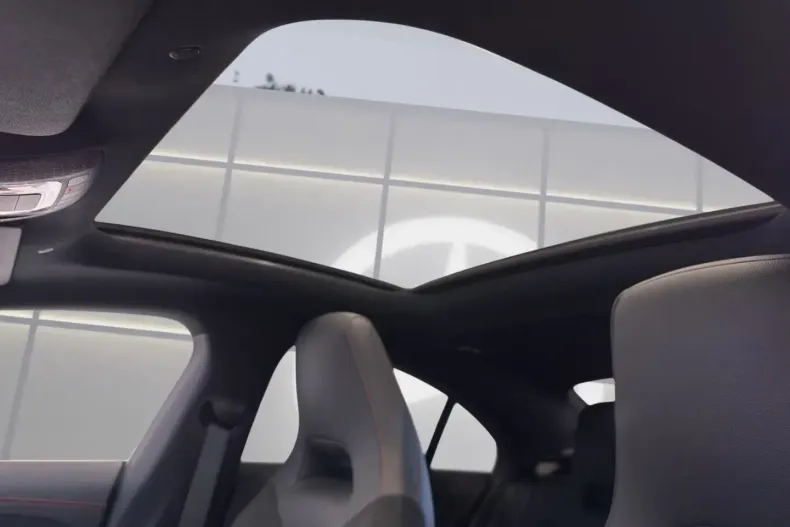 Mercedes-Benz CLA 220 din 2024 cu 11.900 km - oferta MER109185 - foto 16