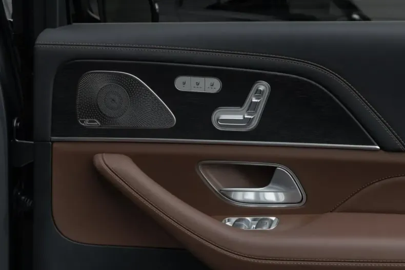 Mercedes-Benz GLS 63 din 2024 cu 23.370 km - oferta MER109190 - foto 15