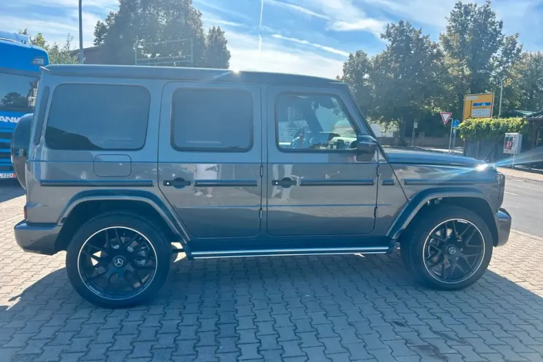 Mercedes-Benz G 400 din 2024 cu 9.000 km - oferta MER109192 - foto 4